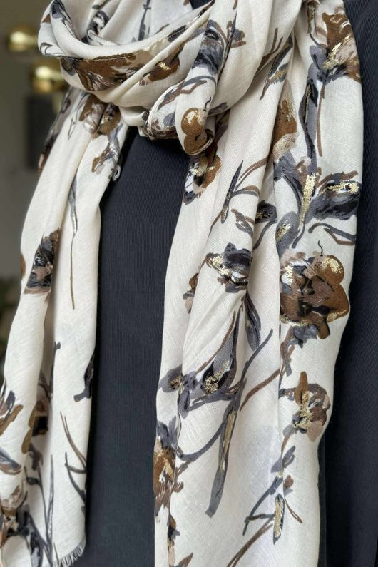 Laundry B Cooper Garden Scarf Ecru